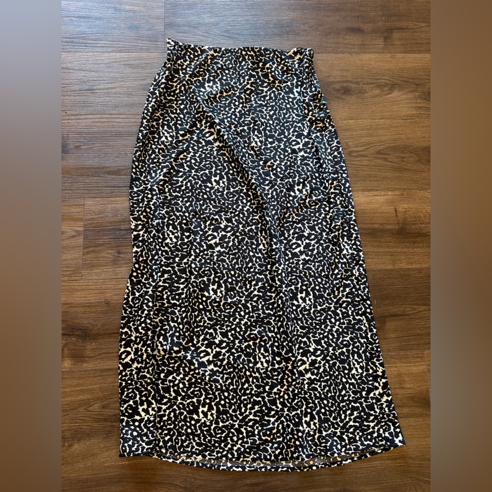 A New Day Black and Cream Leopard Print Skirt
